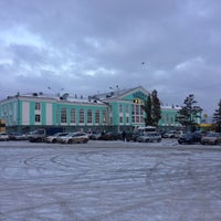 Photo taken at Ж/Д вокзал Кемерово by Владимир П. on 11/3/2016