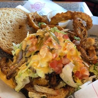 Photo taken at Fuddruckers by Chris on 4/4/2019