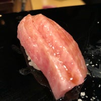 Das Foto wurde bei Sushi Oyama von Chong C. am 1/5/2018 aufgenommen