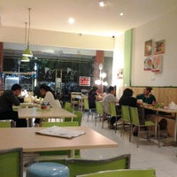 Photo taken at Makan @ DAHA by Danny T. on 1/28/2013