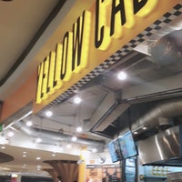 Photo taken at Yellow Cab Pizza Co. by 🇵🇭Bernz🇵🇭 L. on 11/27/2018