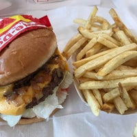 Photo taken at In-N-Out Burger by Edmer M. on 5/2/2017