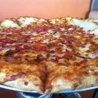 Снимок сделан в Rocky&amp;#39;s Pizza &amp;amp; Panini пользователем Nicole H. 12/6/2012