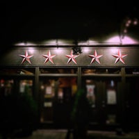 Foto tirada no(a) Five Star Tavern por Blaine M. em 6/12/2015