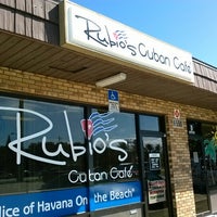 Foto scattata a Rubio&amp;#39;s Cuban Cafe da Carlos D. il 10/18/2012