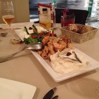 11/29/2015에 Isidro L.님이 Restaurant Poseidon Greek Food &amp;amp; Wine에서 찍은 사진
