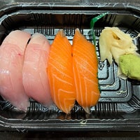 Foto scattata a Sushi Para NYC da Laura F. il 11/1/2021