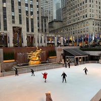 1/23/2023 tarihinde Vincent M.ziyaretçi tarafından The Rink at Rockefeller Center'de çekilen fotoğraf