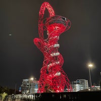 Photo taken at ArcelorMittal Orbit by Vincent M. on 10/23/2022