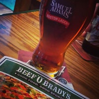 Photo taken at Beef &amp;#39;O&amp;#39; Brady&amp;#39;s by Amber on 10/8/2014