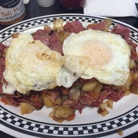 The Kibitz Room Deli Bodega