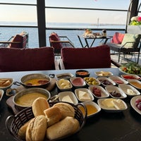 Foto scattata a İskele Park Restaurant da Hadi Cınım 🤪🥳🎃 il 12/19/2023