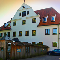 8/14/2016 tarihinde brauereigasthof fuchs neusassziyaretçi tarafından Brauereigasthof Fuchs - Neusäß'de çekilen fotoğraf