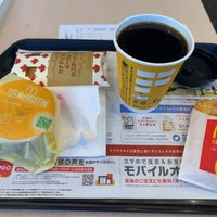 Photo taken at McDonald&amp;#39;s by chan b. on 1/11/2022