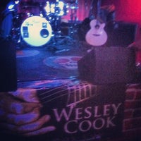 Photo taken at Locos Grill &amp; Pub by Wesley C. on 11/17/2012