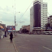 Photo taken at Остановка «Центральный рынок» by Woffka B. on 8/3/2013