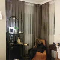 12/13/2014にNadia C.がThe Rothschild Hotelで撮った写真