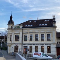 Foto scattata a Hotel a pivovar Jelínkova vila da Okan C. il 3/22/2023