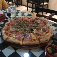 Foto tomada en Napoli Pizza &amp;amp; Pasta  por Daniel M. el 10/11/2019