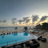 Foto scattata a Ramada Resort by Wyndham Dar Es Salaam da JAN il 12/31/2023