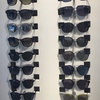Photo taken at Solstice Sunglass Boutique by Baran Emrah D. on 4/3/2015