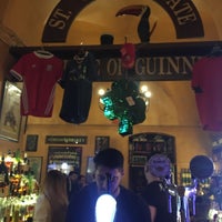 Foto tomada en Finnegan&#39;s Irish Pub  por Jale K. el 12/27/2019