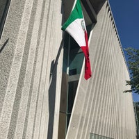 Foto tirada no(a) Botschaft von Mexiko | Embajada De Mexico por Moudar Z. em 7/26/2018