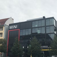 Photo taken at Mini Berlin by Moudar Z. on 9/14/2017