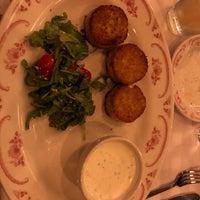 Photo taken at Maggiano&amp;#39;s Little Italy by Arun N. on 10/11/2018