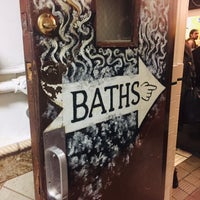 12/28/2018 tarihinde Jade K.ziyaretçi tarafından Russian &amp;amp; Turkish Baths'de çekilen fotoğraf