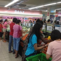 Photo taken at NTUC FairPrice by Clay L. on 11/13/2012