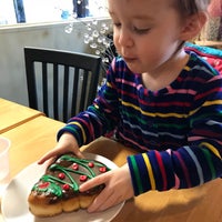 12/23/2017에 Matt L.님이 YoYo Donuts &amp;amp; Coffee Bar에서 찍은 사진