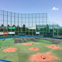 Photo taken at Meiji Jingu Secondary Stadium by futo_pyong on 4/29/2018