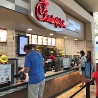 Photo taken at Chick-fil-A by Erin B. on 5/31/2017