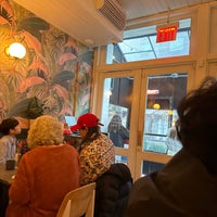 Photo taken at Ruby’s Cafe - East Village by Shawn B. on 1/25/2023