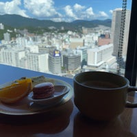 Photo taken at Hotel Granvia Hiroshima by いばらの道 on 8/16/2023
