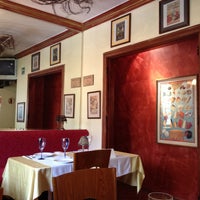 Photo taken at Restaurante La Finca Española by Ulises A. on 5/10/2013