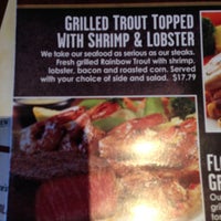 Photo taken at LongHorn Steakhouse by Adriana G. on 2/17/2013