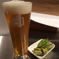 Photo taken at Craft Beer Market by Miyabi on 4/7/2017