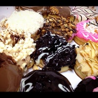 Photo taken at Bapple Donuts by ARBEL อ. on 5/6/2013