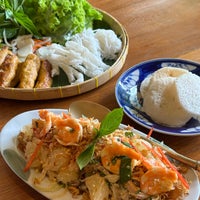 Foto diambil di Saigon Recipe oleh putthida j. pada 8/12/2023