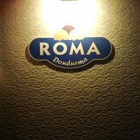 รูปภาพถ่ายที่ Roma Dondurma โดย 🇹🇷 Gökhan Ç. 🇹🇷 เมื่อ 3/9/2013