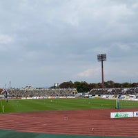 Photo taken at Shoda Shoyu Stadium Gunma by 𝙎𝙝𝙖𝙫𝙧𝙚𝙣𝙖 on 11/5/2023