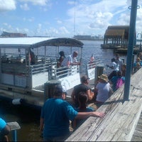 Foto diambil di Jacksonville Water Taxi oleh wade g. pada 9/16/2012
