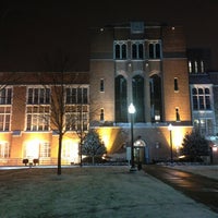 Photo taken at Johns Hopkins University - Eastern by Kristen M. on 1/26/2013
