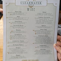 Das Foto wurde bei Clearwater Restaurant von Marc T. am 12/24/2023 aufgenommen