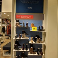 The Walking Company Shoe Store In Portland