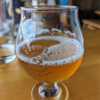 Photo taken at Cascade Brewing Barrel House by Marc T. on 5/20/2023