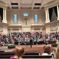 Foto scattata a First Baptist Church da Kendra il 2/8/2019