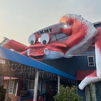Photo taken at Giant Crab Seafood Restaurant by Kendra on 4/2/2024